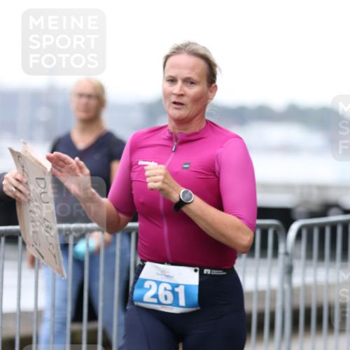 16.08.2026 - KN Förde Triathlon 2026 Antke Förster http://msf.ph/oto/9994099 16.08.2026 10:25:55 Laufen  meine-sportfotos.de