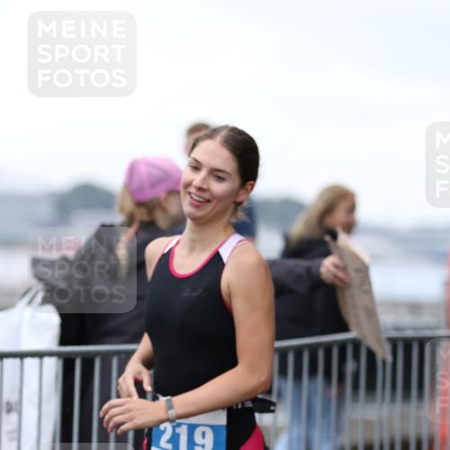 16.08.2026 - KN Förde Triathlon 2026 Antke Förster http://msf.ph/oto/9994108 16.08.2026 10:26:14 Laufen  meine-sportfotos.de