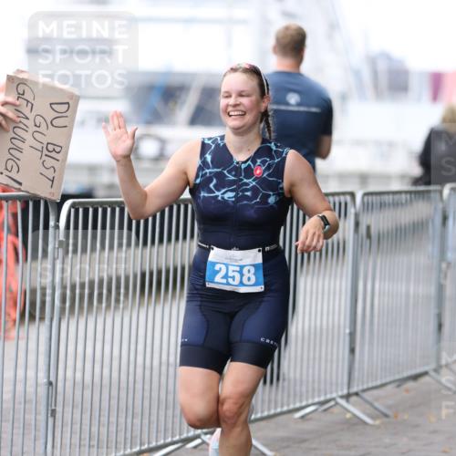 16.08.2026 - KN Förde Triathlon 2026 Antke Förster http://msf.ph/oto/9994133 16.08.2026 10:26:40 Laufen  meine-sportfotos.de