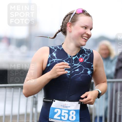 16.08.2026 - KN Förde Triathlon 2026 Antke Förster http://msf.ph/oto/9994136 16.08.2026 10:26:42 Laufen  meine-sportfotos.de