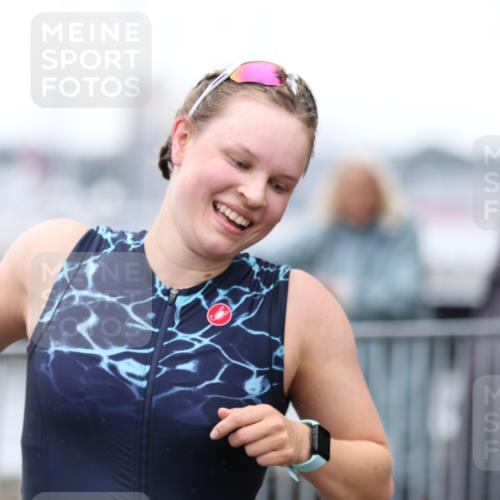 16.08.2026 - KN Förde Triathlon 2026 Antke Förster http://msf.ph/oto/9994137 16.08.2026 10:26:42 Laufen  meine-sportfotos.de