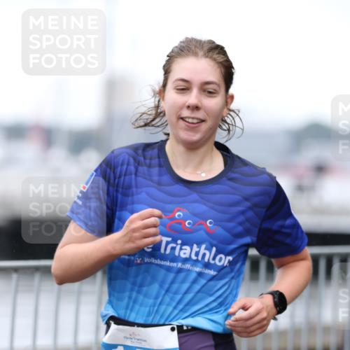 16.08.2026 - KN Förde Triathlon 2026 Antke Förster http://msf.ph/oto/9994142 16.08.2026 10:26:46 Laufen  meine-sportfotos.de