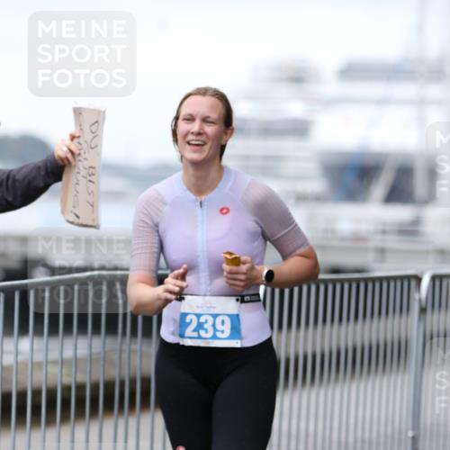 16.08.2026 - KN Förde Triathlon 2026 Antke Förster http://msf.ph/oto/9994145 16.08.2026 10:26:49 Laufen  meine-sportfotos.de