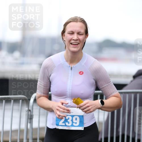 16.08.2026 - KN Förde Triathlon 2026 Antke Förster http://msf.ph/oto/9994147 16.08.2026 10:26:50 Laufen  meine-sportfotos.de