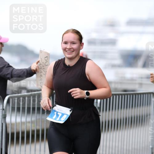 16.08.2026 - KN Förde Triathlon 2026 Antke Förster http://msf.ph/oto/9994171 16.08.2026 10:27:27 Laufen  meine-sportfotos.de