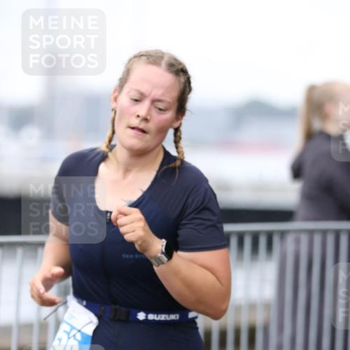 16.08.2026 - KN Förde Triathlon 2026 Antke Förster http://msf.ph/oto/9994236 16.08.2026 10:28:52 Laufen  meine-sportfotos.de