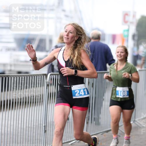 16.08.2026 - KN Förde Triathlon 2026 Antke Förster http://msf.ph/oto/9994237 16.08.2026 10:28:55 Laufen  meine-sportfotos.de