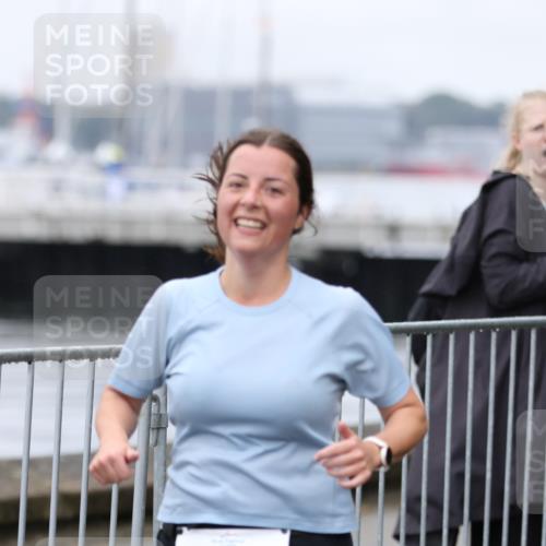 16.08.2026 - KN Förde Triathlon 2026 Antke Förster http://msf.ph/oto/9994258 16.08.2026 10:29:36 Laufen  meine-sportfotos.de