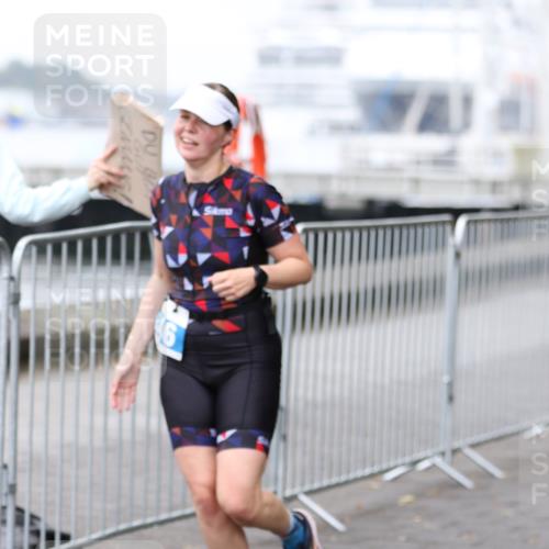 16.08.2026 - KN Förde Triathlon 2026 Antke Förster http://msf.ph/oto/9994263 16.08.2026 10:29:46 Laufen  meine-sportfotos.de