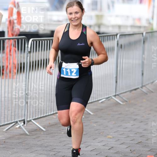 16.08.2026 - KN Förde Triathlon 2026 Antke Förster http://msf.ph/oto/9994272 16.08.2026 10:29:55 Laufen  meine-sportfotos.de