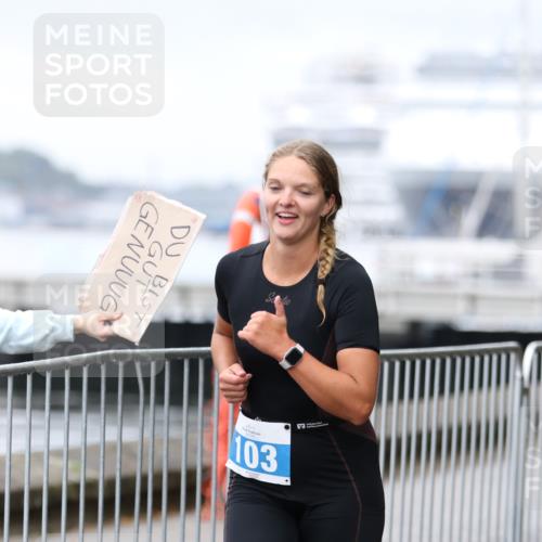 16.08.2026 - KN Förde Triathlon 2026 Antke Förster http://msf.ph/oto/9994277 16.08.2026 10:30:03 Laufen  meine-sportfotos.de