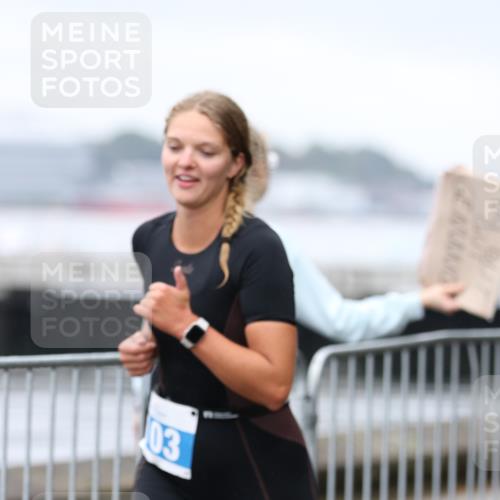 16.08.2026 - KN Förde Triathlon 2026 Antke Förster http://msf.ph/oto/9994279 16.08.2026 10:30:04 Laufen  meine-sportfotos.de