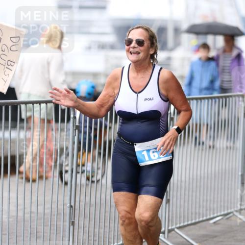 16.08.2026 - KN Förde Triathlon 2026 Antke Förster http://msf.ph/oto/9994298 16.08.2026 10:30:34 Laufen  meine-sportfotos.de