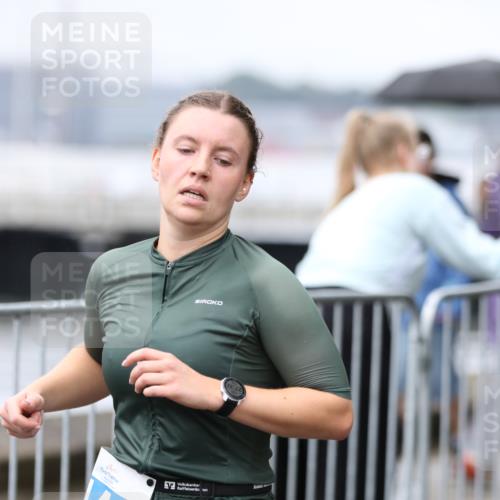 16.08.2026 - KN Förde Triathlon 2026 Antke Förster http://msf.ph/oto/9994313 16.08.2026 10:30:46 Laufen  meine-sportfotos.de