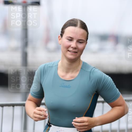 16.08.2026 - KN Förde Triathlon 2026 Antke Förster http://msf.ph/oto/9994322 16.08.2026 10:30:57 Laufen  meine-sportfotos.de
