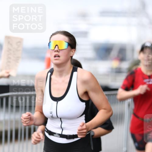 16.08.2026 - KN Förde Triathlon 2026 Antke Förster http://msf.ph/oto/9994327 16.08.2026 10:31:04 Laufen  meine-sportfotos.de