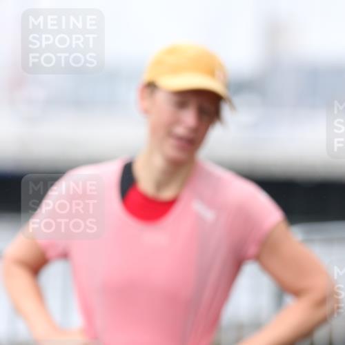 16.08.2026 - KN Förde Triathlon 2026 Antke Förster http://msf.ph/oto/9994336 16.08.2026 10:31:12 Laufen  meine-sportfotos.de