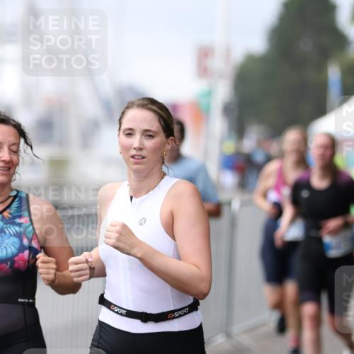16.08.2026 - KN Förde Triathlon 2026 Antke Förster http://msf.ph/oto/9994378 16.08.2026 10:32:05 Laufen  meine-sportfotos.de