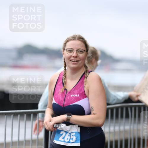 16.08.2026 - KN Förde Triathlon 2026 Antke Förster http://msf.ph/oto/9994386 16.08.2026 10:32:11 Laufen  meine-sportfotos.de