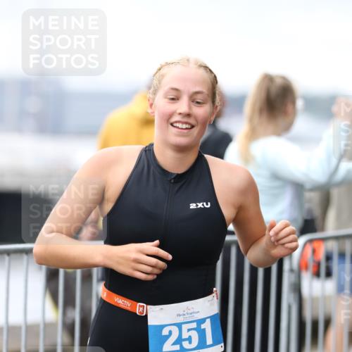16.08.2026 - KN Förde Triathlon 2026 Antke Förster http://msf.ph/oto/9994391 16.08.2026 10:32:16 Laufen  meine-sportfotos.de