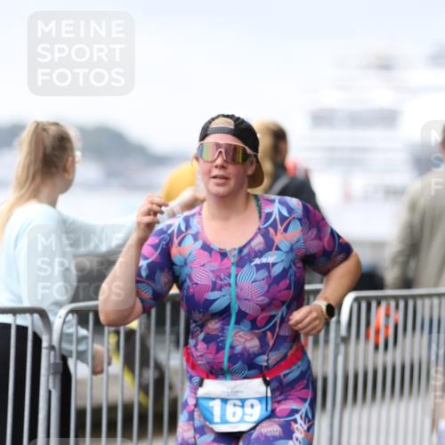 16.08.2026 - KN Förde Triathlon 2026 Antke Förster http://msf.ph/oto/9994395 16.08.2026 10:32:19 Laufen  meine-sportfotos.de