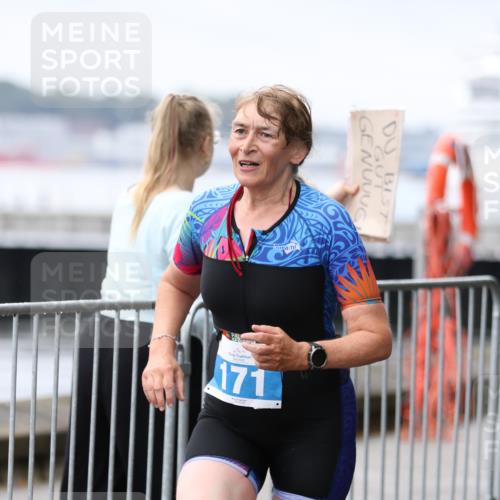16.08.2026 - KN Förde Triathlon 2026 Antke Förster http://msf.ph/oto/9994404 16.08.2026 10:32:26 Laufen  meine-sportfotos.de