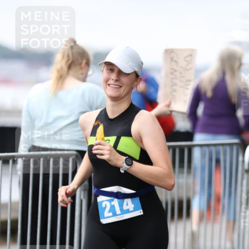 16.08.2026 - KN Förde Triathlon 2026 Antke Förster http://msf.ph/oto/9994419 16.08.2026 10:32:44 Laufen  meine-sportfotos.de