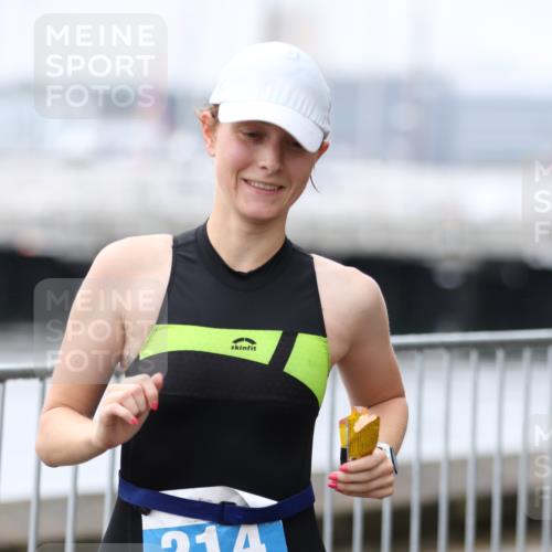 16.08.2026 - KN Förde Triathlon 2026 Antke Förster http://msf.ph/oto/9994421 16.08.2026 10:32:45 Laufen  meine-sportfotos.de