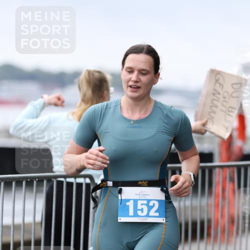 16.08.2026 - KN Förde Triathlon 2026 Antke Förster http://msf.ph/oto/9994437 16.08.2026 10:33:08 Laufen  meine-sportfotos.de