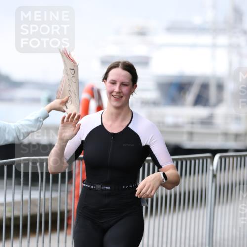 16.08.2026 - KN Förde Triathlon 2026 Antke Förster http://msf.ph/oto/9994444 16.08.2026 10:33:16 Laufen  meine-sportfotos.de