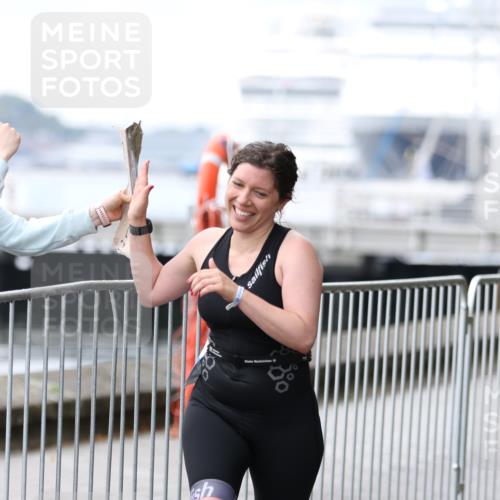16.08.2026 - KN Förde Triathlon 2026 Antke Förster http://msf.ph/oto/9994456 16.08.2026 10:33:36 Laufen  meine-sportfotos.de