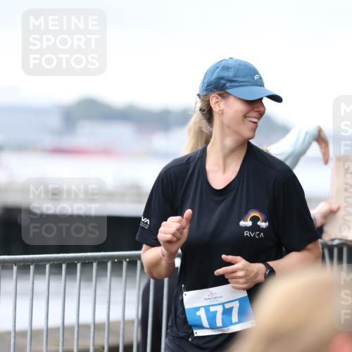 16.08.2026 - KN Förde Triathlon 2026 Antke Förster http://msf.ph/oto/9994473 16.08.2026 10:34:01 Laufen  meine-sportfotos.de