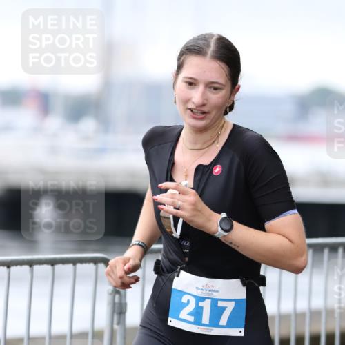 16.08.2026 - KN Förde Triathlon 2026 Antke Förster http://msf.ph/oto/9994501 16.08.2026 10:34:44 Laufen  meine-sportfotos.de