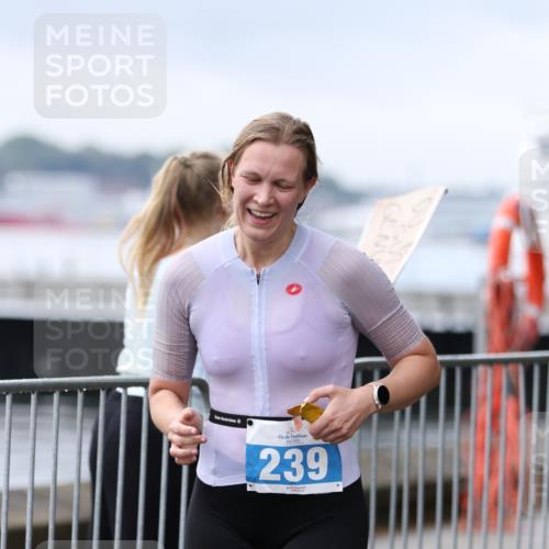 16.08.2026 - KN Förde Triathlon 2026 Antke Förster http://msf.ph/oto/9994550 16.08.2026 10:35:51 Laufen  meine-sportfotos.de
