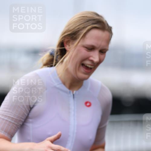 16.08.2026 - KN Förde Triathlon 2026 Antke Förster http://msf.ph/oto/9994552 16.08.2026 10:35:53 Laufen  meine-sportfotos.de
