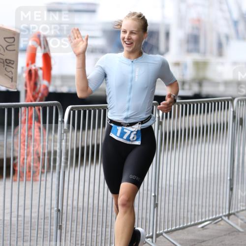 16.08.2026 - KN Förde Triathlon 2026 Antke Förster http://msf.ph/oto/9994554 16.08.2026 10:36:02 Laufen  meine-sportfotos.de