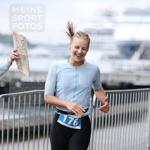 16.08.2026 - KN Förde Triathlon 2026 Antke Förster http://msf.ph/oto/9994555 16.08.2026 10:36:03 Laufen  meine-sportfotos.de