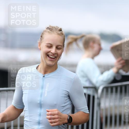 16.08.2026 - KN Förde Triathlon 2026 Antke Förster http://msf.ph/oto/9994557 16.08.2026 10:36:04 Laufen  meine-sportfotos.de