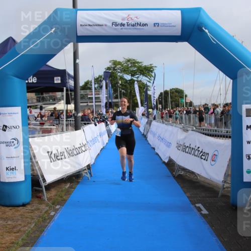 16.08.2026 - KN Förde Triathlon 2026 Markus Tischler http://msf.ph/oto/9994604 16.08.2026 10:40:19 Ziel 242, 242 meine-sportfotos.de