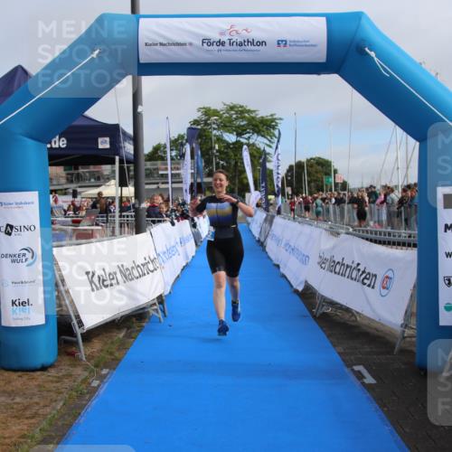 16.08.2026 - KN Förde Triathlon 2026 Markus Tischler http://msf.ph/oto/9994609 16.08.2026 10:40:19 Ziel 242, 242 meine-sportfotos.de