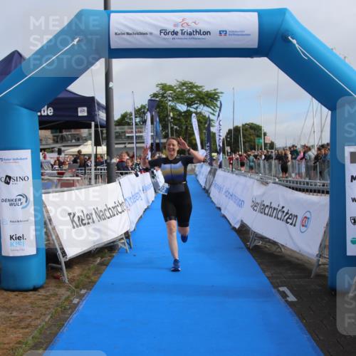 16.08.2026 - KN Förde Triathlon 2026 Markus Tischler http://msf.ph/oto/9994612 16.08.2026 10:40:20 Ziel 242, 242 meine-sportfotos.de