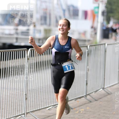 16.08.2026 - KN Förde Triathlon 2026 Antke Förster http://msf.ph/oto/9994623 16.08.2026 10:37:53 Laufen  meine-sportfotos.de