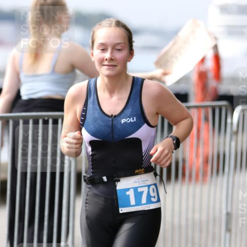 16.08.2026 - KN Förde Triathlon 2026 Antke Förster http://msf.ph/oto/9994626 16.08.2026 10:37:55 Laufen  meine-sportfotos.de
