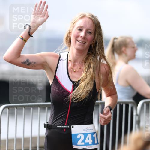 16.08.2026 - KN Förde Triathlon 2026 Antke Förster http://msf.ph/oto/9994629 16.08.2026 10:37:57 Laufen  meine-sportfotos.de
