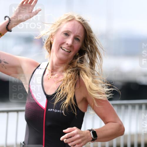 16.08.2026 - KN Förde Triathlon 2026 Antke Förster http://msf.ph/oto/9994630 16.08.2026 10:37:57 Laufen  meine-sportfotos.de