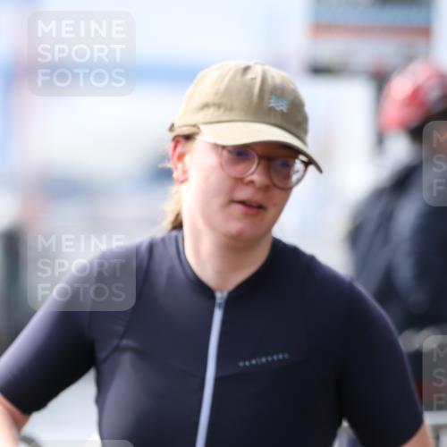 16.08.2026 - KN Förde Triathlon 2026 Antke Förster http://msf.ph/oto/9994646 16.08.2026 10:38:59 Laufen  meine-sportfotos.de