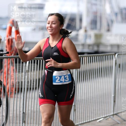 16.08.2026 - KN Förde Triathlon 2026 Antke Förster http://msf.ph/oto/9994650 16.08.2026 10:39:02 Laufen  meine-sportfotos.de