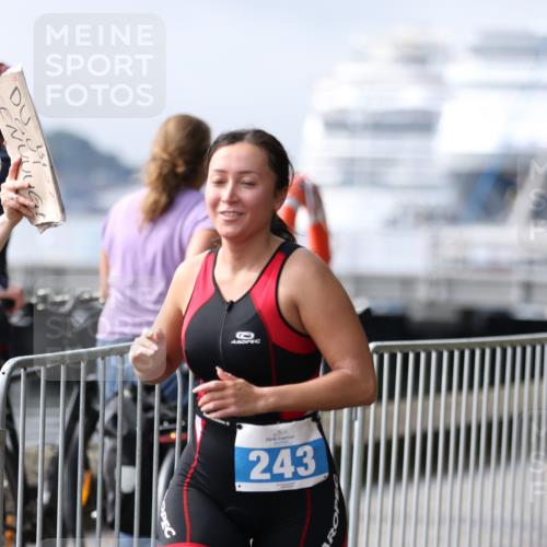 16.08.2026 - KN Förde Triathlon 2026 Antke Förster http://msf.ph/oto/9994651 16.08.2026 10:39:02 Laufen  meine-sportfotos.de