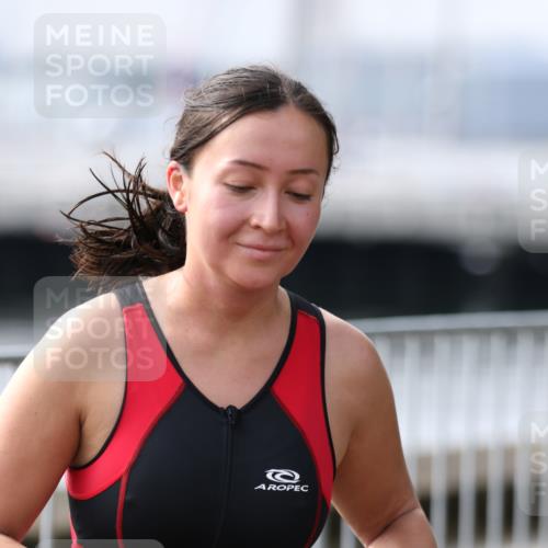 16.08.2026 - KN Förde Triathlon 2026 Antke Förster http://msf.ph/oto/9994655 16.08.2026 10:39:04 Laufen  meine-sportfotos.de