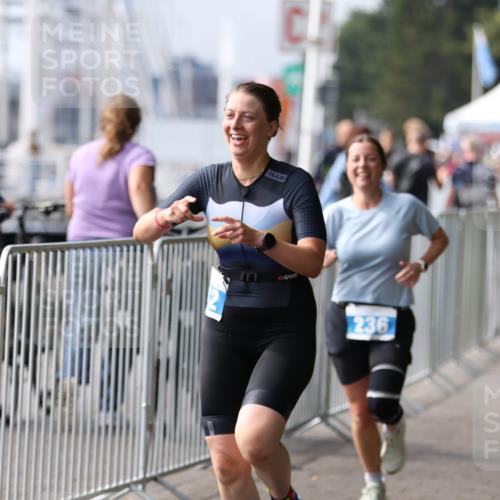 16.08.2026 - KN Förde Triathlon 2026 Antke Förster http://msf.ph/oto/9994660 16.08.2026 10:39:08 Laufen  meine-sportfotos.de